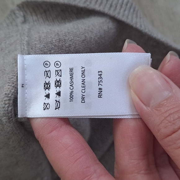 NWOT Cynthia Rowley cashmere sweater - Picture 11 of 16